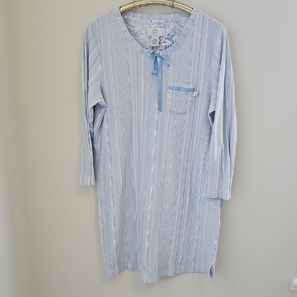 Blue Striped Long Sleeve Night Gown By Karen Neuberger. Size Meduim